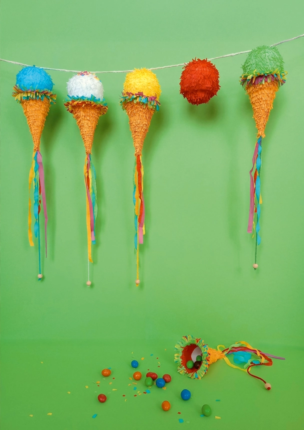 product-images/51dcd308-9323-4ebc-91e3-7477abab6351-08-2025_Eis-Pinatas.webp